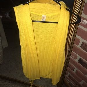 Cute yellow lightweight sweater vest.